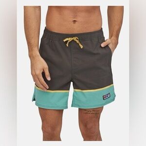 Patagonia Stretch Wavefarer Volley Board Shorts- Mens size M